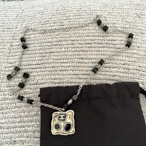 CHANEL NECKLACE
